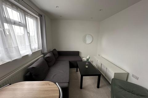 1 bedroom flat to rent, Watford way, NW44TE