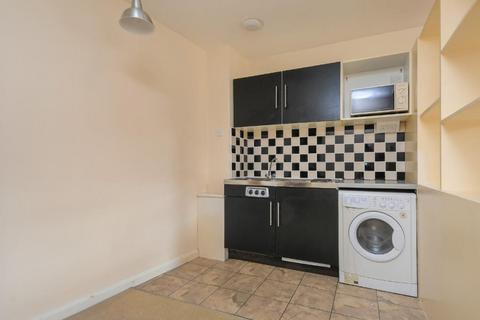 1 bedroom flat for sale, Aylesbury,  Buckinghamshire,  HP20