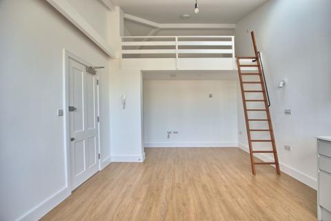 undefined, Cambridge, Cambridge CB5