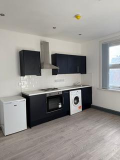 undefined, Leeds LS11