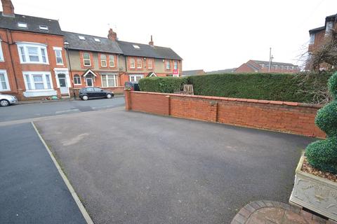 2 bedroom terraced house to rent, Semilong Road, Northampton NN2