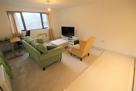 2 bedroom apartment to rent, Cardean House, Fire Fly Avenue