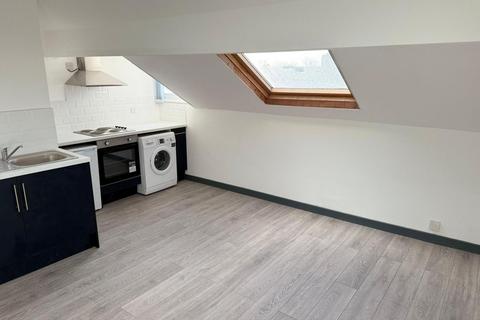 1 bedroom flat to rent, Leeds LS11