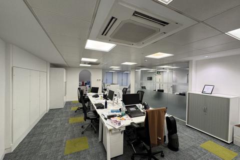 Office to rent, London EC2R