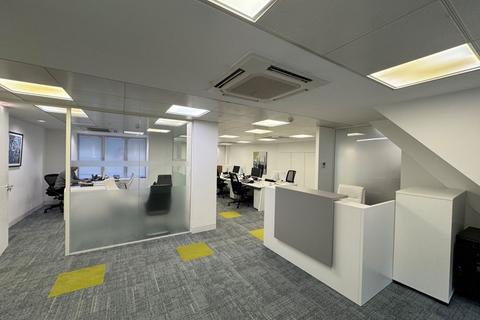 Office to rent, London EC2R