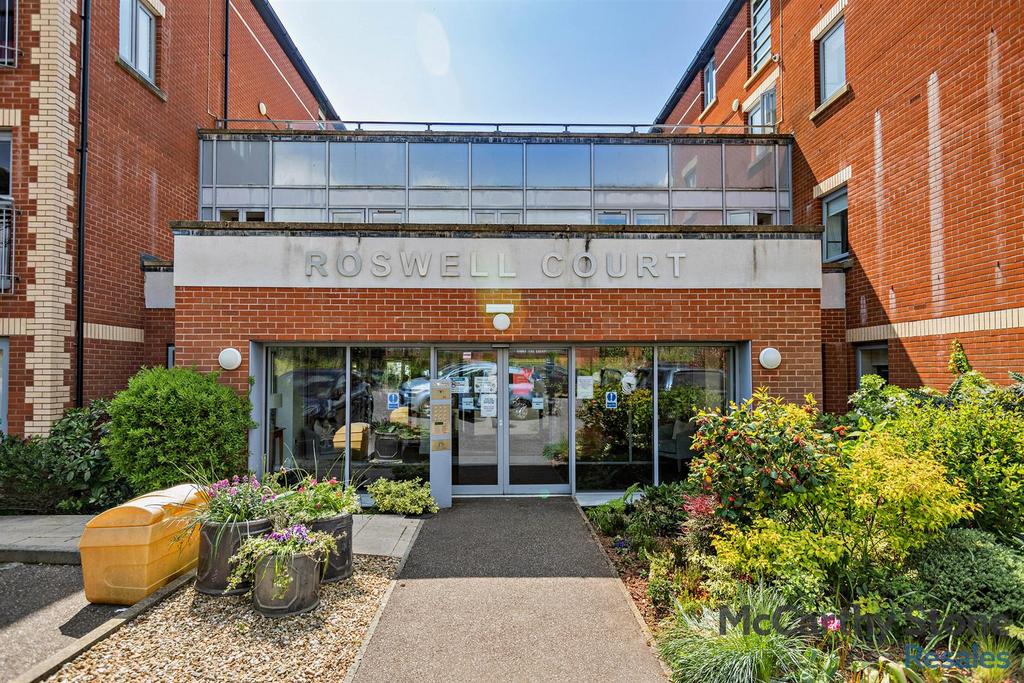 Roswell Court