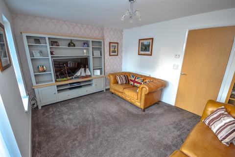 3 bedroom semi-detached house for sale, Young Close, South Shields