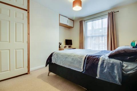 2 bedroom end of terrace house for sale, Park Mount, Armley, Leeds, West Yorkshire, LS12