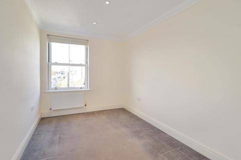 2 bedroom apartment to rent, The Green, Hersham KT12