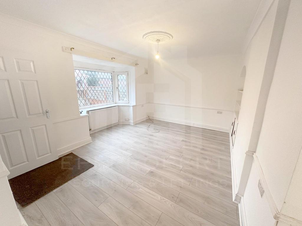 House in Wakefield, West Yorkshire - View 3