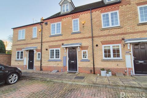 4 bedroom terraced house for sale, Gale Gardens, Peterborough PE7