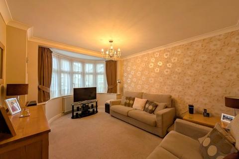 3 bedroom semi-detached house for sale, The Drive, Feltham, TW14