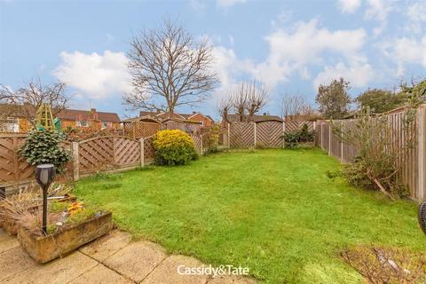 3 bedroom semi-detached house for sale, Fernleys, Marshalswick, St Albans