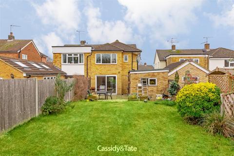 3 bedroom semi-detached house for sale, Fernleys, Marshalswick, St Albans