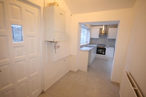 2 bedroom terraced house to rent, Mattison Street, Manchester M11