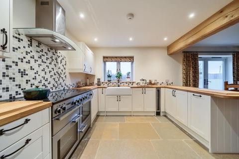 3 bedroom detached house for sale, Lyonshall,  Herefordshire,  HR5