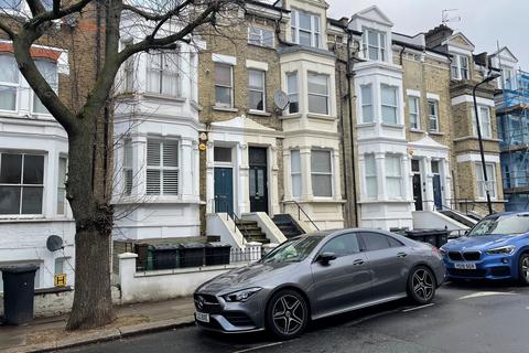 1 bedroom flat to rent, Hemstal Road, West Hampstead London NW6