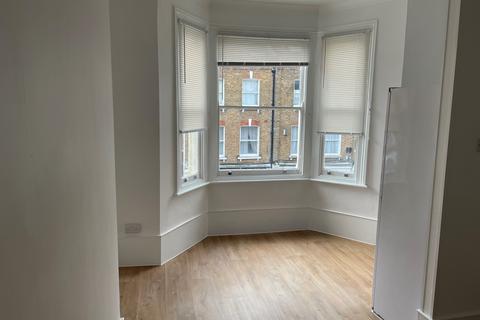 1 bedroom flat to rent, Hemstal Road, West Hampstead London NW6