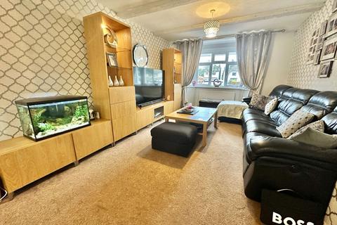 4 bedroom semi-detached house for sale, Birmingham New Road, Bilston WV14