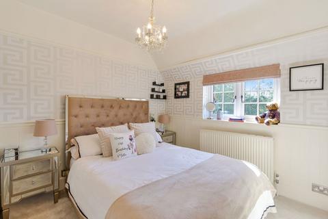 Hound House Faygate Lane, South Godstone, Godstone, RH9 8JD
