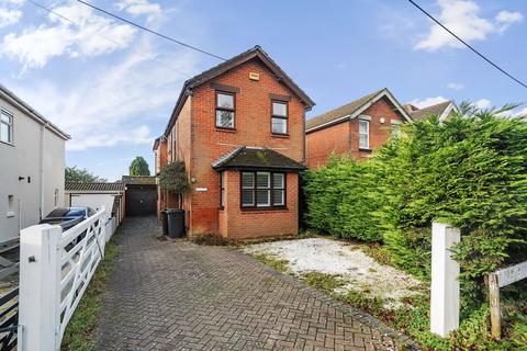 Romsey Road, Nursling, Southampton, Hampshire, SO16