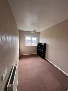 2 bedroom flat to rent, Evans Close, Wolverley DY11