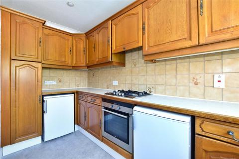 2 bedroom terraced house to rent, Hervines Court, Hervines Road, Amersham, HP6