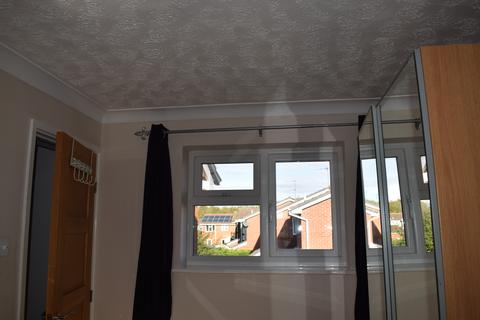 4 bedroom detached house to rent, Launceston Drive, Nuneaton CV11