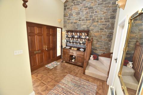 5 bedroom property with land for sale, Pontwelly, Llandysul SA44