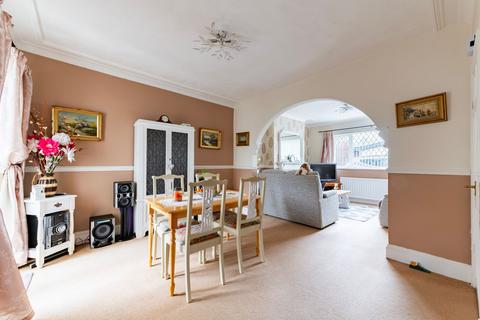 3 bedroom terraced house for sale, Southwell Road, Lowestoft