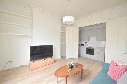 1 bedroom flat to rent, Colvestone Crescent, London E8