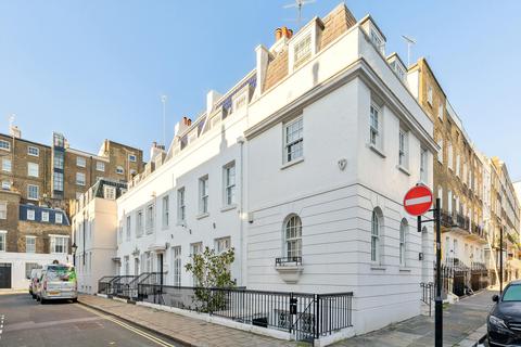 4 bedroom detached house to rent, Montpelier Place, London, SW7