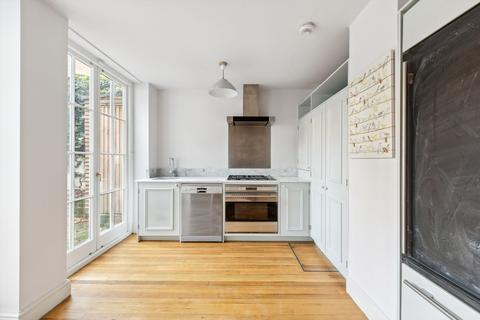 4 bedroom detached house to rent, Montpelier Place, London, SW7