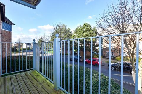 2 bedroom apartment for sale, The Lakes, Larkfield, Kent