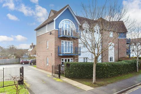 2 bedroom apartment for sale, The Lakes, Larkfield, Kent