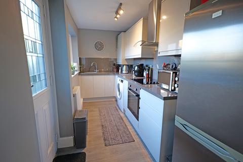 14 Lincoln Road, Earby, Barnoldswick, BB18 6QE