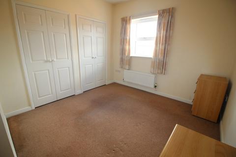 2 bedroom flat to rent, Rumbush Lane, Dickens Heath, Solihull, West Midlands, B90