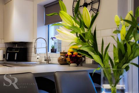 39 Beard Crescent, New Mills, High Peak, SK22 4LJ