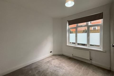 2 bedroom flat for sale, 28A Wellington Road, Hatch End, Middlesex, HA5 4NL