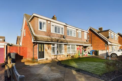 5 Rydal Close, Astley, Manchester, M29 7EQ