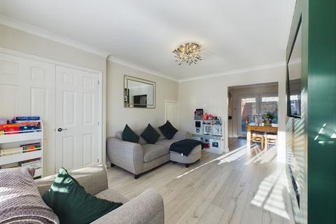 5 Rydal Close, Astley, Manchester, M29 7EQ