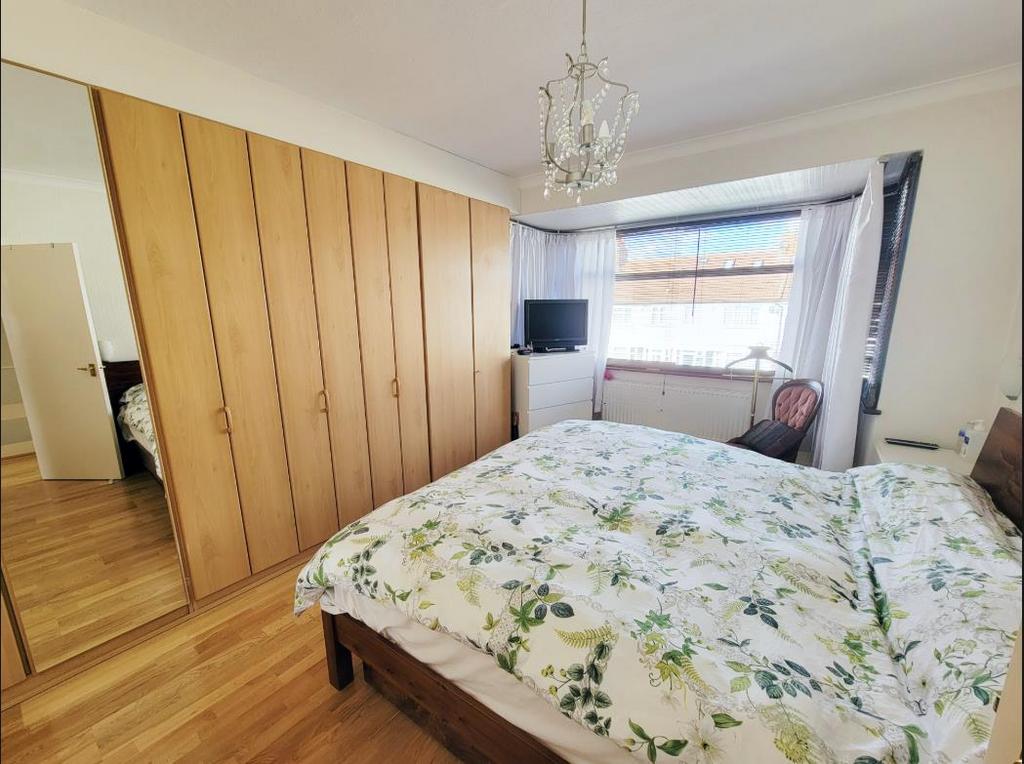 Bed 1