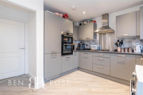 43 Swift Drive, Farington, Leyland, PR25 3DG