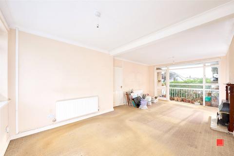 3 bedroom apartment for sale, Eton Court, Calderstones, Liverpool, L18