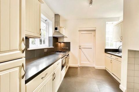 3 bedroom semi-detached house to rent, Asmuns Hill, London, NW11