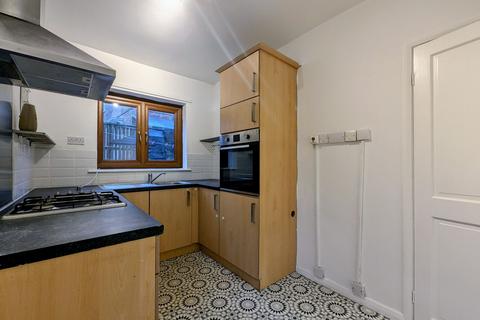 3 bedroom end of terrace house for sale, Crossway, Gateshead, NE9