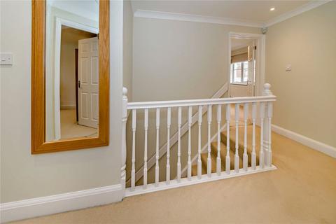 4 bedroom semi-detached house for sale, Claremont Crescent, Newbury, West Berkshire, RG14