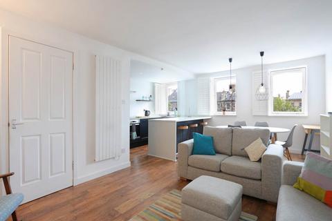 2 bedroom flat to rent, Chapel Lane, ,