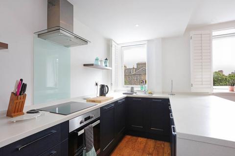 2 bedroom flat to rent, Chapel Lane, ,