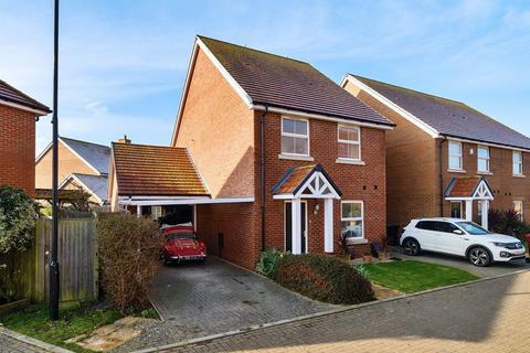 3 bedroom link detached house for sale, Rowan Way, Bracklesham Bay, PO20